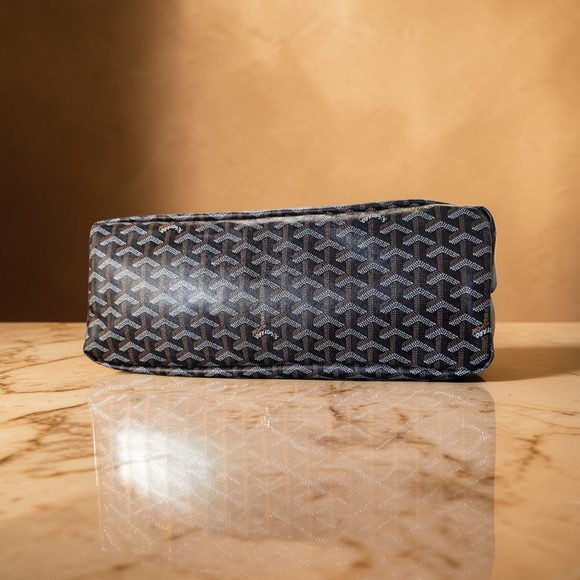 SALE!! Architectural Patterned Women's Tote Bag in Brown, Tan & White - Picture 7 of 9